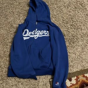 Dodgers zip up